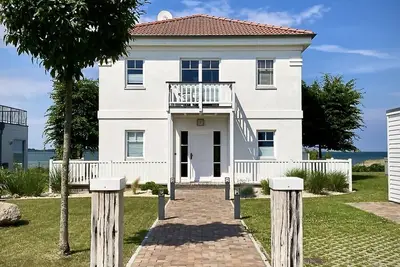 Image de Dream holiday home Sliminde by Seeblick Ferien Oro, direct waterfront location E-pillar 6 pers