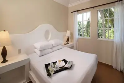 Image de Suite + Vip guest benefits at Lifestyles in the Dominican Republic