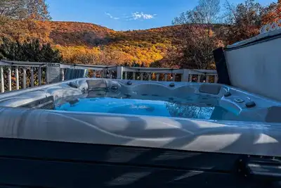 Image de Private Chalet with Mtn views, Pool, Hot Tub, Fire Pits, Game Room & Gym