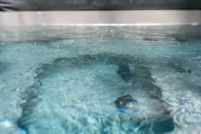 Spa | fireplace inside & out | perfect location