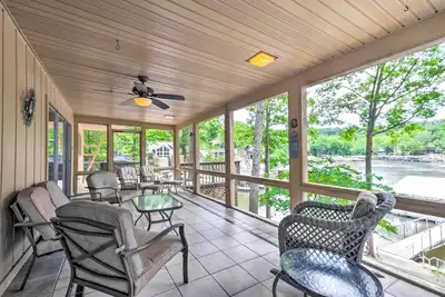 Image de Porch, Dock & Deck: Lake of the Ozarks Oasis!