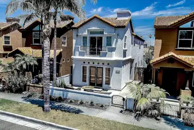 Image de The White House of Huntington Beach