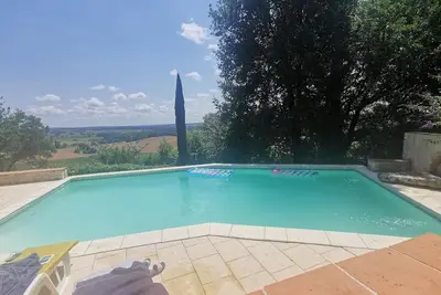 Image de 3 Bed House in Loubes Bernac with amazing views