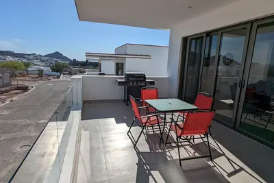San Carlos Sunrise House