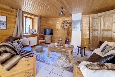Image de Chalet spacieux avec sauna, proche des Menuires et St Martin de Belleville
