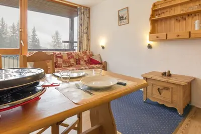 Image de Studio confortable proche centre avec balcon