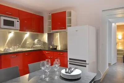 Image de Appartement rénové | 7 pers | Confort | 3 pièces | Centre station | Balcon