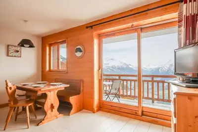 Image de Appartement près des pistes avec Wifi gratuit et balcon