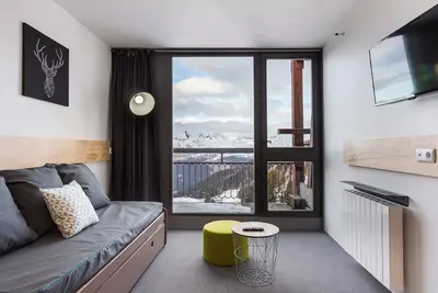 Image de Studio rénové près du centre, balcon, WiFi, non-fumeur