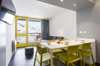 Image de Studio rénové avec accès direct aux pistes, résidence calme