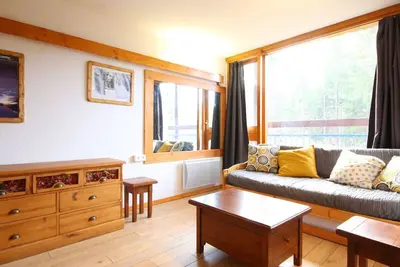 Image de Appartement Rénové au Centre, Balcon Sud-Ouest, Wifi Gratuit, Proche Pistes et Commerces