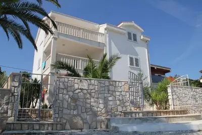 Image de Appartement de vacances Slatine pour 1 - 5 personnes avec 2 chambres à coucher - Logement de vacance