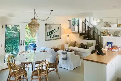 Image de Private Beach home 5 minute Walk from Ocean