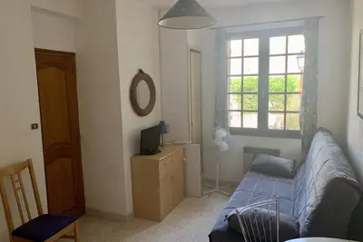 Image de Studio au coeur du village idéal pour couple