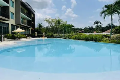 Image de Beautiful 900 sqft condo w\/pool and a view to relax and be in touch w\/nature!