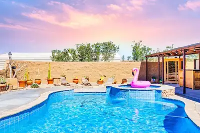 Image de Pool, Spa, Suana, Theater, MiniGolf & Pet-friendly