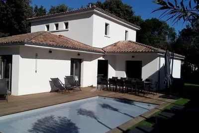 Image de Villa- vaux sur mer -200 m plage de Nauzan