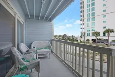 Image de Comfy condo ~ Lovely views ~ Lagoon side condo with Gulf access