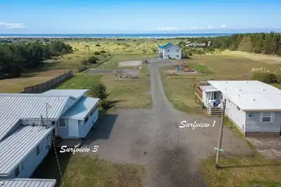 Image de Sleep 16 people, OceanView, Hot Tub, Pets Ok, Volleyball (Sv13)