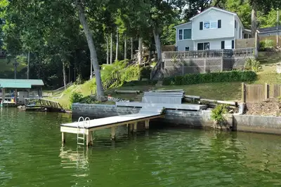Image de Lake Jackson Waterfront Home w/ breathtaking views & dock