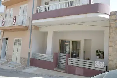 Image de Vacation home Anna is located 5 minutes from the home of Commissioner Montalbano and from