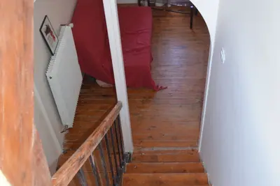 Image de Appartement sur 2 Étages Proche du Port Guillaume