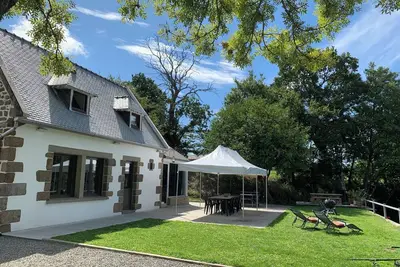 Image de Maison 6 personnes avec lac entre le Mont St Michel, St Malo, Cancale, Rennes.
