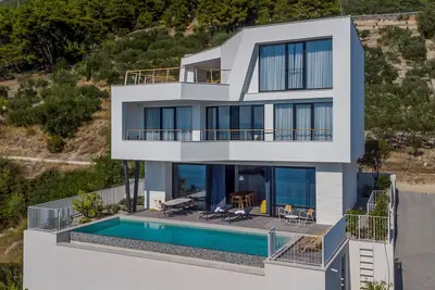 Image de Belle maison à Brela avec WiFi