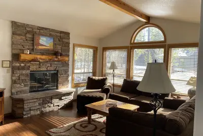 Image de Sunriver White Alder 1 - One level home w/ hot tub, deck, bikes, 8 Sharc passes!