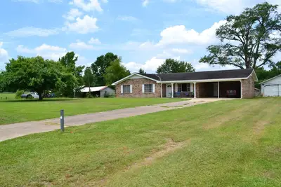 Image de Country Home on a Cattle Farm. Peaceful and Quiet