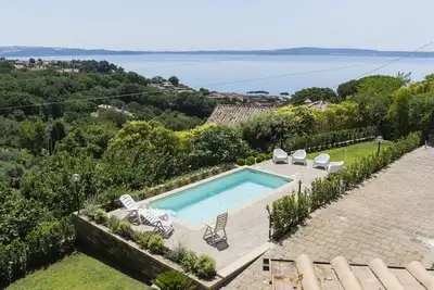 Image de Magnifique maison de vacances privée avec Wifi, climatisation, piscine privée, Tv, patio, parking