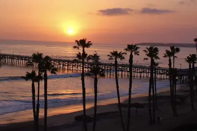 Image de Dreamy family house-15 mn walking distance from the beach!