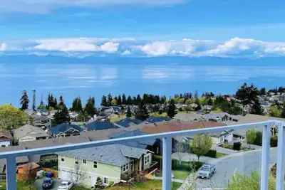 Image de Modern house with abundant ocean view