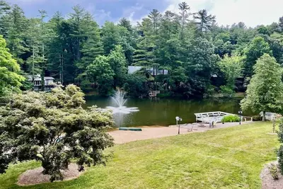 Image de Lakeview 1br Condo w/ Deck | Walk to Village