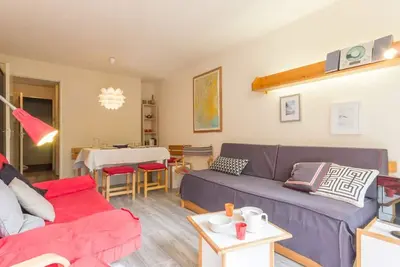 Image de Studio cosy - Pied des pistes avec balcon sud, accès piscine & services pratiques