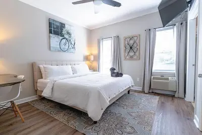 Image de Snug Stay in Cottage Hill | Pet-Friendly 1br Apt