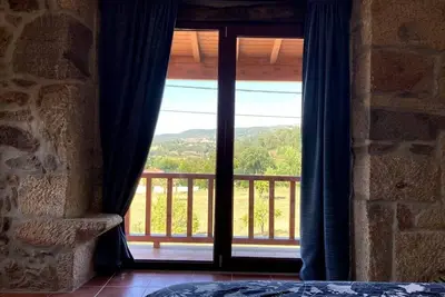 Beautiful house on the outskirts of Chaves with panoramic views of the veiga and Spain.