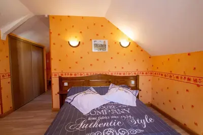 Image de Gite, chambres, chalets sur un domaine de 2 hectares avec piscine chauffée
