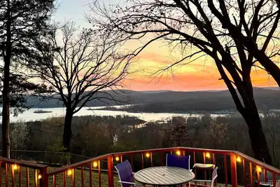 Image de Lakeview Sunset Oasis Retreat on Pettit Mt  near Tahlequah, 4 min drive to lake