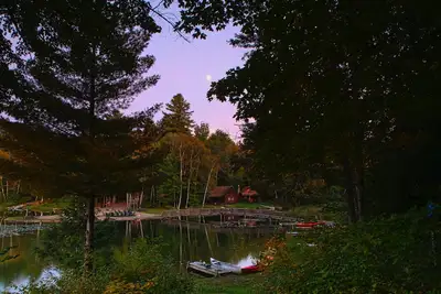 Image de Adirondack Cabin with Views of Minerva Lake