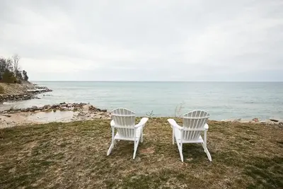Image de Charming Cottage with 180 degree views of Lk Michigan- short walk to sand dunes