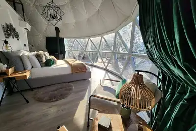 Image de Wolf Dome at Winderdome Resort, a howling good time!