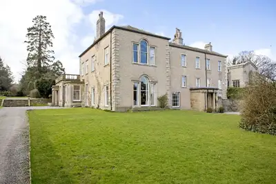 Image de Leyburn Manor - Treize Chambres Villa, Couchages 26