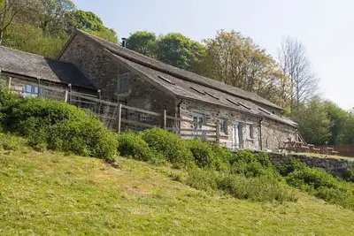 Image de Upper Valley Barns - Six Chambres Villa, Couchages 14