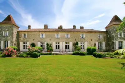 Image de Chateau Duras - Cinq Chambres, Couchages 11