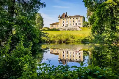 Image de Chateau Tessyiere - Neuf Chambres, Couchages 18