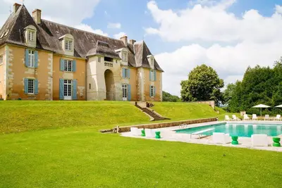 Image de Chateau Fleur - Dix Chambres, Couchages 18