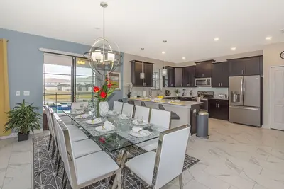 Image de Luxury Villa Storey Lake, 15min→Disney, private pool + hot tub + No Extra Fees