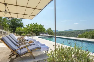 Image de Maison Sebastien - Six Chambres Villa, Couchages 13