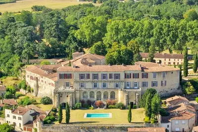 Image de Chateau Cedre - Douze Chambres, Couchages 24